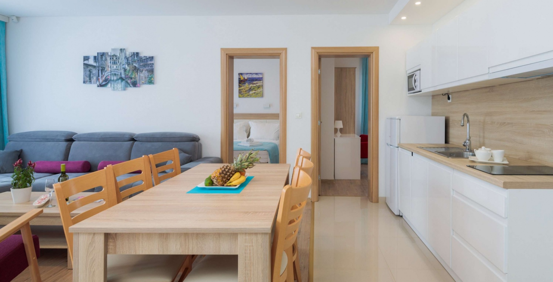 Two Bedroom Apartment with Sea View