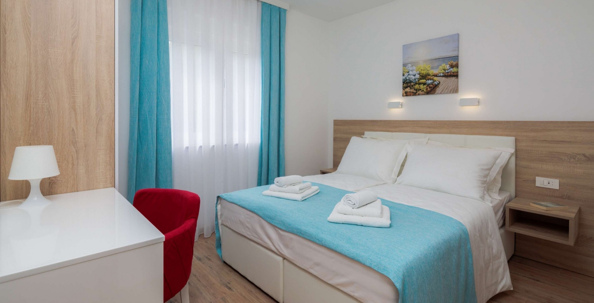 Two Bedroom Apartment with Sea View